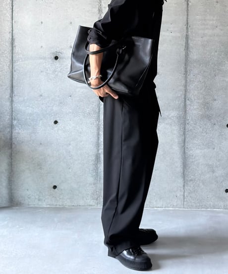 LOUIS VUITTON トリヨンレザーバッグ