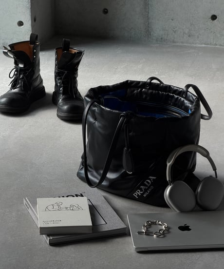 PRADA MILANO レザー パデッド トートバッグ