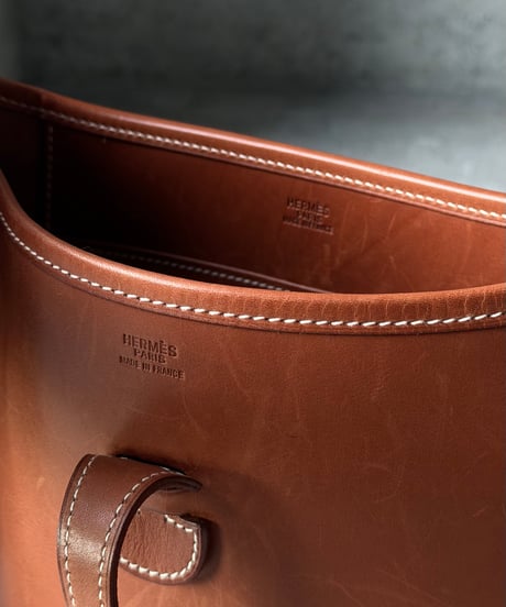 HERMÈS　初代ヴィンテージエヴリンPM　ヴォー・バレニアレザー/シルバー
