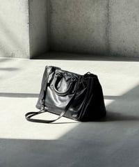 PRADA カーフレザーバッグ