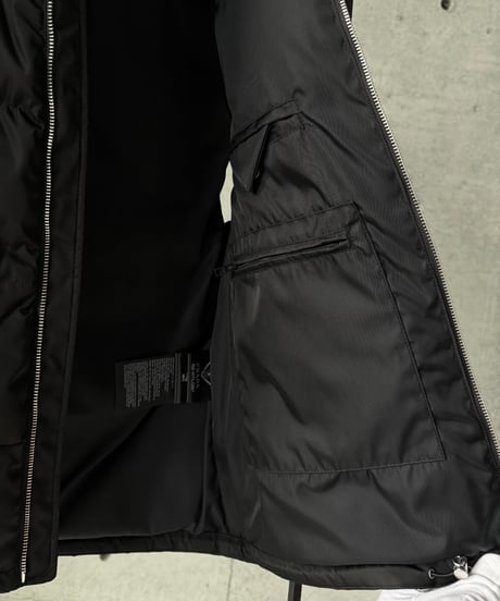 PRADA フーディダウンベスト