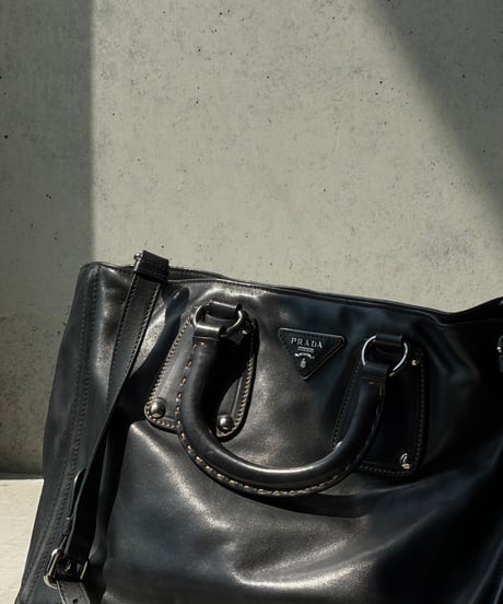 PRADA カーフレザーバッグ