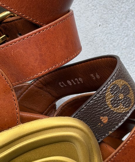 LOUIS VUITTON　LV アークライト・ライン サンダル