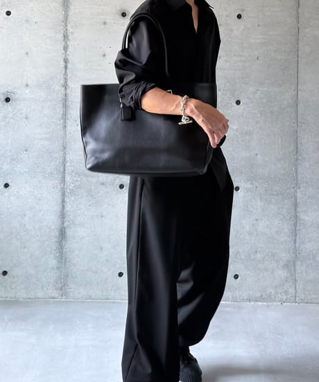 LOUIS VUITTON トリヨンレザーバッグ