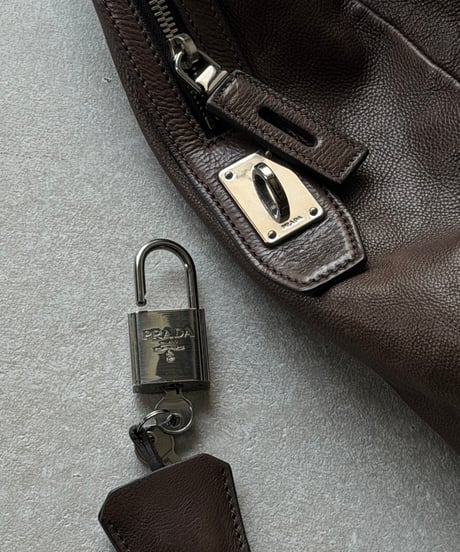 PRADA ヴィンテージレザーボストンバッグ