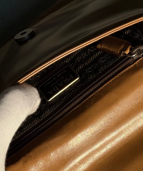 PRADA ヴィンテージ レザー ショルダーバッグ チェックデザイン
