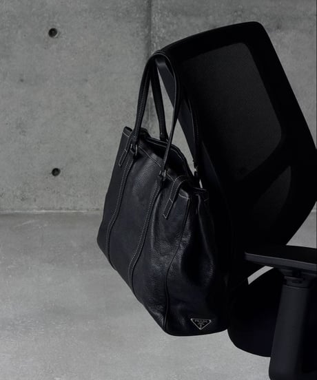 PRADA ヴィッテロダイノレザートートバッグ