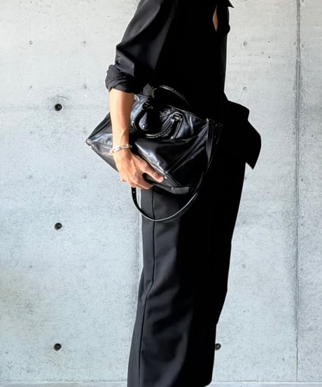 PRADA カーフレザーバッグ