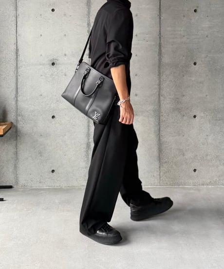 LOUIS VUITTON TAKEOFF BRIEFCASE