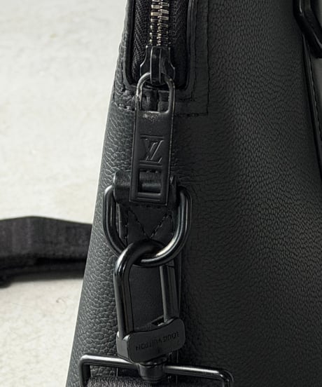 LOUIS VUITTON TAKEOFF BRIEFCASE