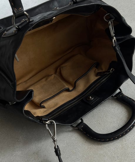 PRADA カーフレザーバッグ