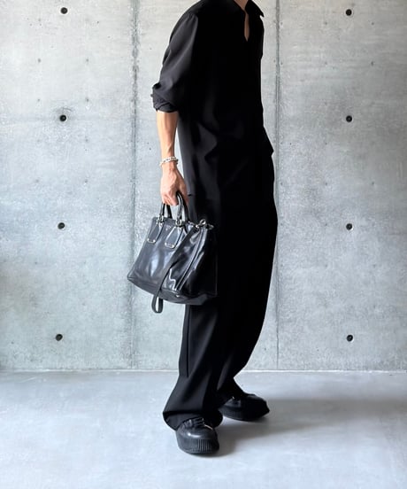 PRADA カーフレザーバッグ