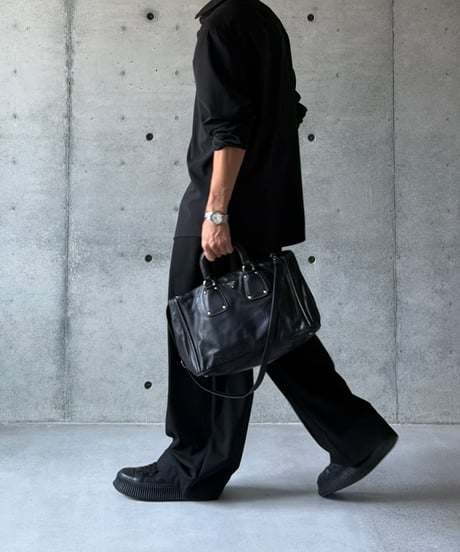 PRADA カーフレザーバッグ