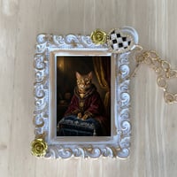猫（ベンガル）バッグチャーム ルネサンス風 ホワイト額縁デザイン