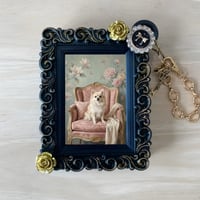 犬（ポメラニアン）バッグチャーム ロココ調シャビーピンク ブラック額縁
