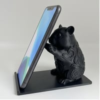 ハムスター（パンダハムスター）のスマホスタンド 卓上 シルクブラック