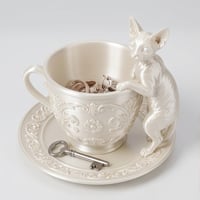 猫（デボンレックス）のアクセサリートレイ 小物入れ シルクホワイト