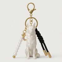 犬（ジャーマンシェパード）のキーホルダー ミニチュア シルクホワイト