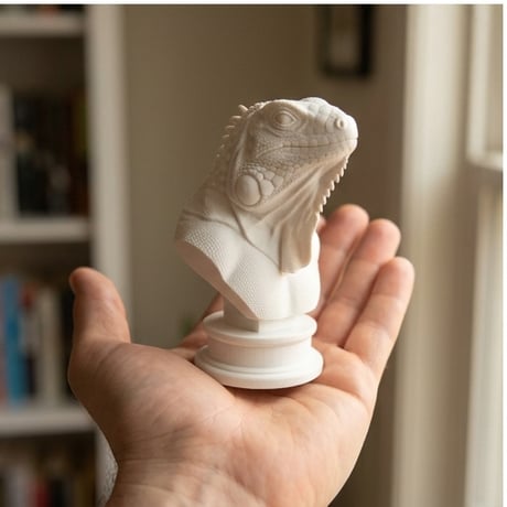 イグアナ（ブルーイグアナ）の3Dプリント胸像 白PLA 彫刻 置物 インテリア