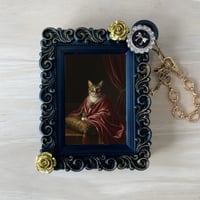 猫バッグチャーム ルネサンス風 ブラック額縁デザイン