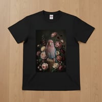 インコ（アキクサインコ）半袖Tシャツ 花の油絵風アート ブラック 男女兼用
