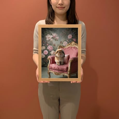 うさぎ（アメリカンファジーロップ）のロココ調アート A4額装インテリア壁掛け
