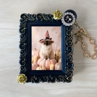 猫（ヒマラヤン）バッグチャーム ハロウィン限定 ブラック額縁