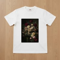 イグアナ（サバクイグアナ）半袖Tシャツ 花の油絵風アート ホワイト 男女兼用