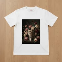 猫（エキゾチックショートヘア）半袖Tシャツ 花の油絵風アート ホワイト 男女兼用