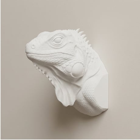 イグアナ（ブルーイグアナ）の壁掛けレリーフ 3Dプリント 白PLA インテリア