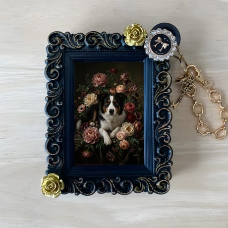 犬（ボーダーコリー）バッグチャーム 花の油絵風アート ブラック額縁