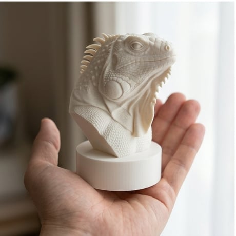 イグアナ（レッドイグアナ）の3Dプリント胸像 白PLA 彫刻 置物 インテリア