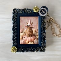うさぎ（サテン）バッグチャーム ハロウィン限定 ブラック額縁