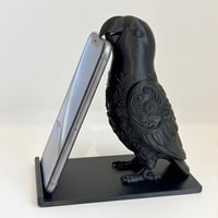 インコ（オオハナインコ）のスマホスタンド 卓上 シルクブラック
