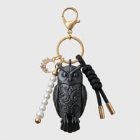 ベンガルワシミミズクのキーホルダー ミニチュア シルクブラック