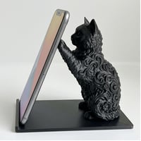 猫（セルカークレックス）のスマホスタンド 卓上 シルクブラック