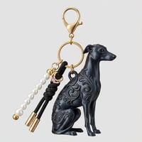 犬（イタリアングレーハウンド）のキーホルダー ミニチュア シルクブラック