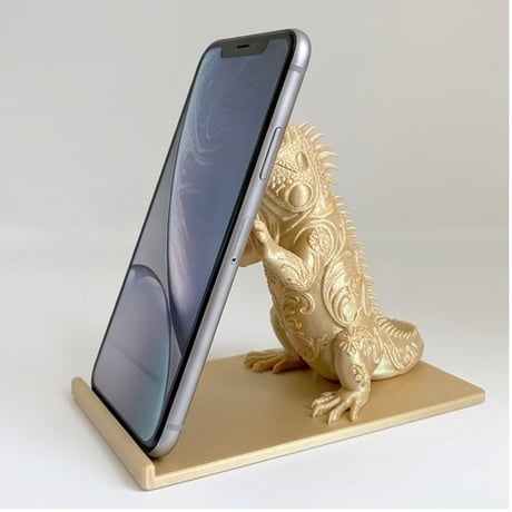 イグアナ（グリーンイグアナ）のスマホスタンド 卓上 シルクゴールド