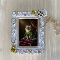 猫（ヒマラヤン）バッグチャーム ルネサンス風 ホワイト額縁デザイン