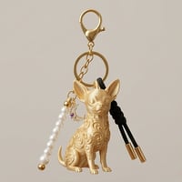 犬（チワワ）のキーホルダー ミニチュア シルクゴールド