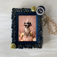 犬（ボストンテリア）バッグチャーム ハロウィン限定 ブラック額縁