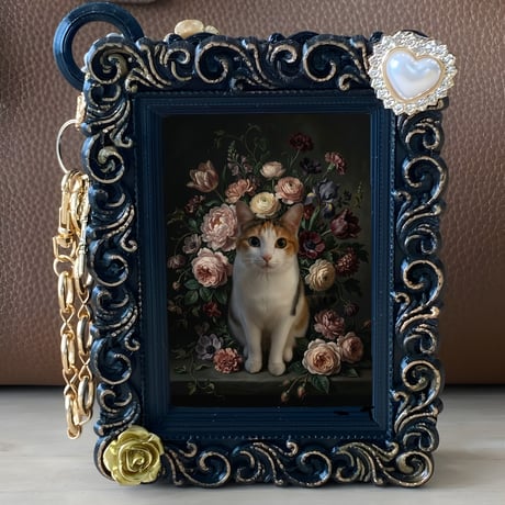猫（ジャパニーズボブテイル）バッグチャーム 花の油絵風アート ブラック額縁