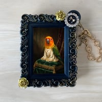インコ（コガネメキシコインコ）バッグチャーム ルネサンス風 ブラック額縁デザイン