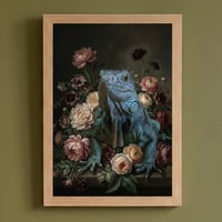 イグアナ（ブルーイグアナ）の花に囲まれた油絵風アート A4額装インテリア壁掛け