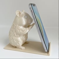 ハムスター（キンクマハムスター）のスマホスタンド 卓上 シルクホワイト