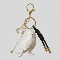シロフクロウのキーホルダー ミニチュア シルクホワイト