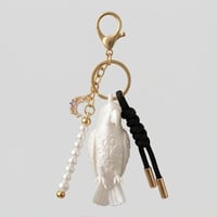 インコ（オオハナインコ）のキーホルダー ミニチュア シルクホワイト