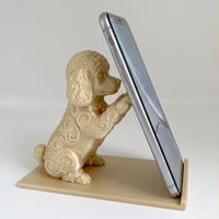 犬（トイプードル）のスマホスタンド 卓上 シルクゴールド