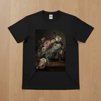 イグアナ（ブルーイグアナ）半袖Tシャツ 花の油絵風アート ブラック 男女兼用