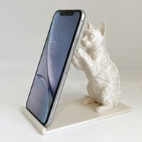 猫（ベンガル）のスマホスタンド 卓上 シルクホワイト